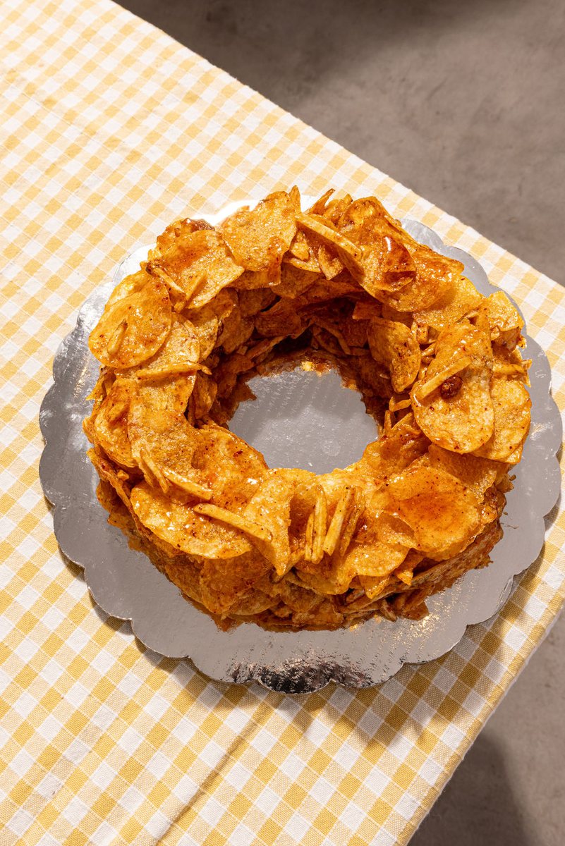 Rosca de Jalapeño sobre mantel de cuadros