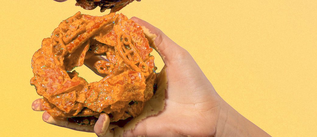 Foto ilustrativa: mini de Jalapeño en la mano