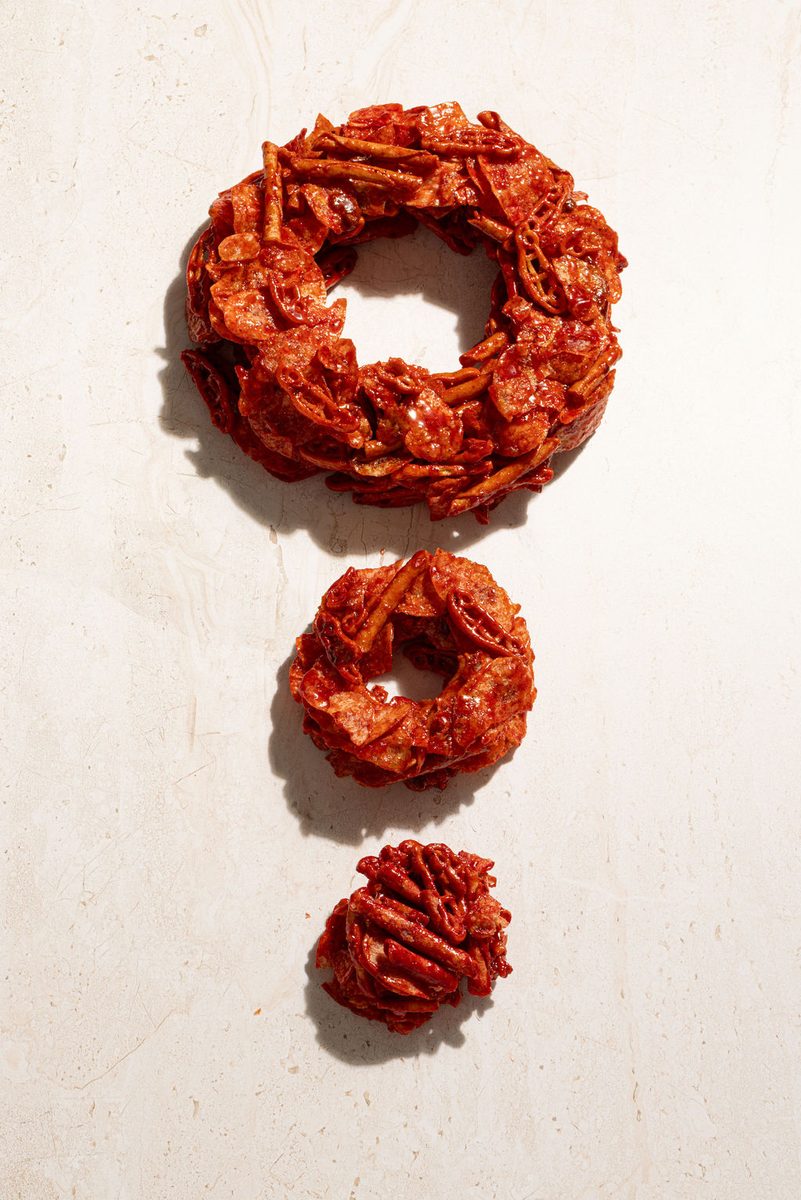 Una rosca mediana, una mini y un bite, de arriba hacia abajo